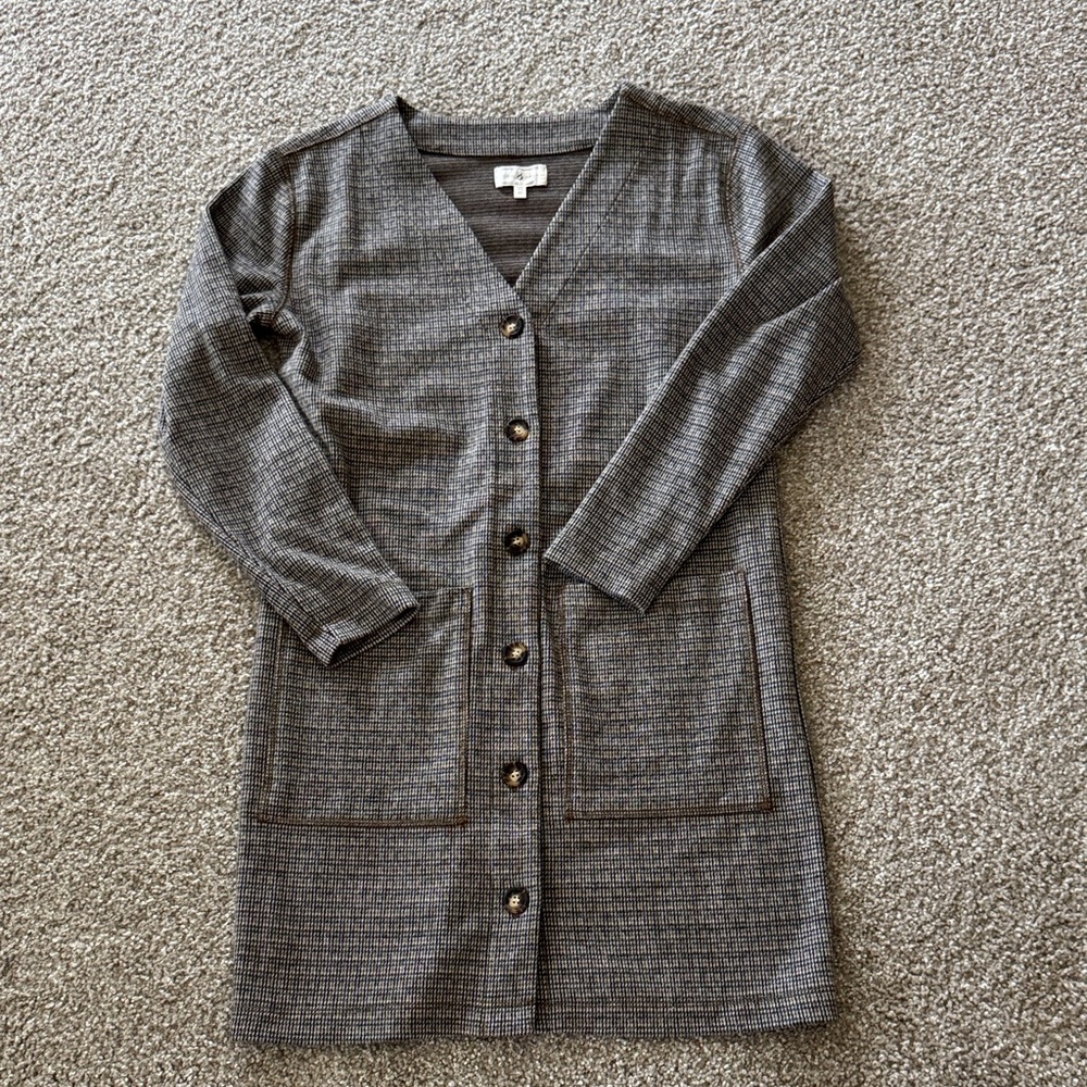 Lou & Grey Charcoal Button-Up Cardigan